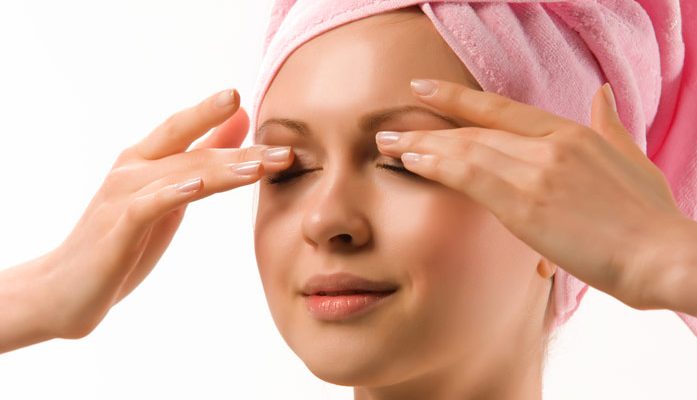 Витамин Е для лица и кожи вокруг глаз от морщин