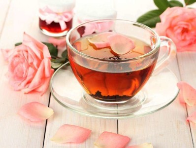 Настой чайной розы