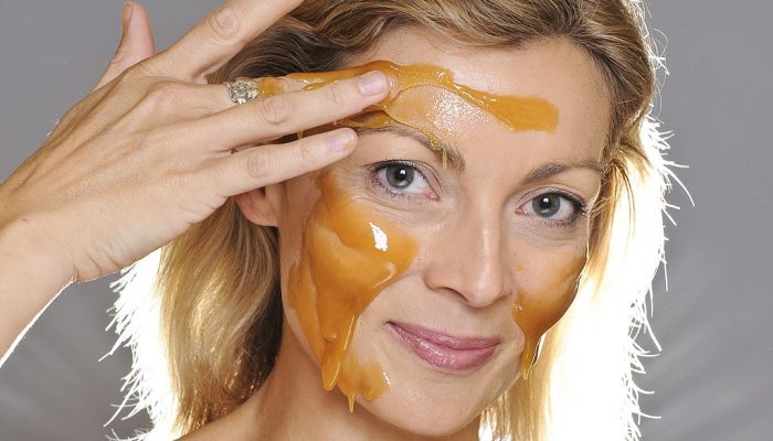 Лучшие рецепты масок из меда для лица от морщин, советы по применению и противопоказания