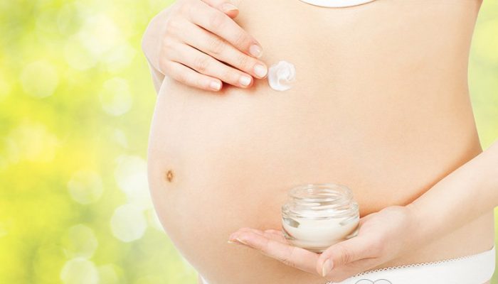 Почему при беременности на теле и лице сухая кожа? Полезные кремы и народные средства