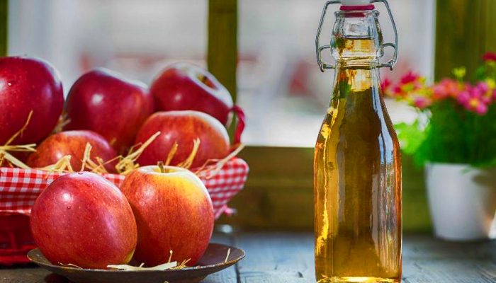 Яблочный уксус от целлюлита и растяжек: обертывания и растирание