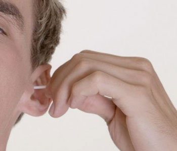 Основные причины зуда в ушах