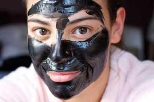 Помогают ли черные маски?