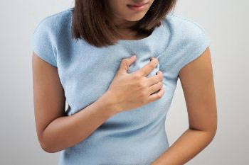 Причины и возможные болезни при которых чешется грудная железа