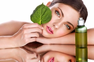 3 вида лечебной косметики для проблемной кожи лица