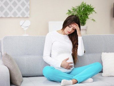 Каковы причины появления в урине беременной белка